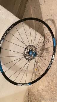 DT swiss predne koleso s kotucom