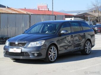 Škoda Octavia Combi 2.0 TFSI RS DSG