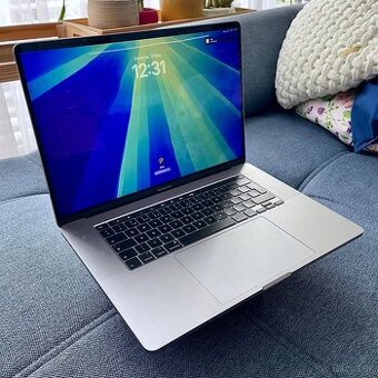 MacBook Pro (16-inch, 2019, CTO, Space Grey)