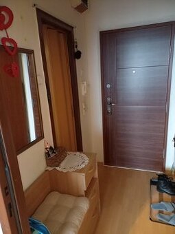 Garzónka v pôvodnom stave na Nevädzovej ul. BA Ružinov