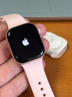 Apple Watch 10 42mm Rose gold - rok záruka, nepoužité