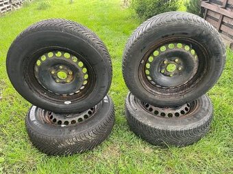 Predám zimné pneumatiky Michelin na diskoch