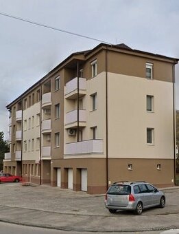 Hľadám spolubývajúcu do 3-izbového bytu