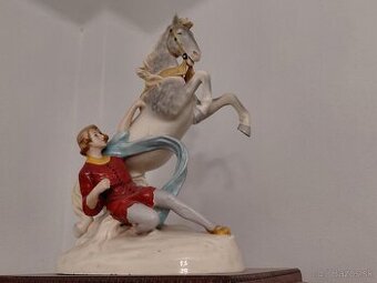 PORCE. KONE. ROYAL. DUX