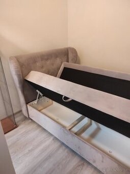 Kontinentálna posteľ typu wing - 1