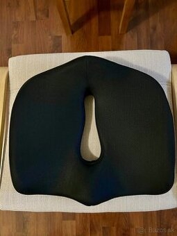 ORTOPEDICKÝ PODSEDÁK z pamäťovej peny