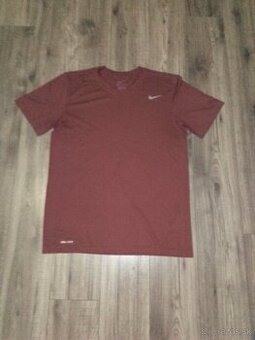 Pánske tričká NIKE M a XL
