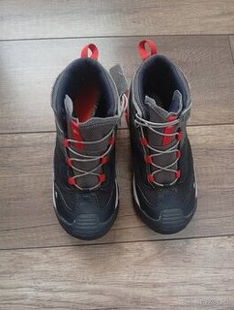 Turistické topánky veľkosť 31