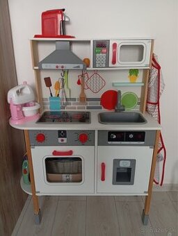 Detska kuchynka s hračkami