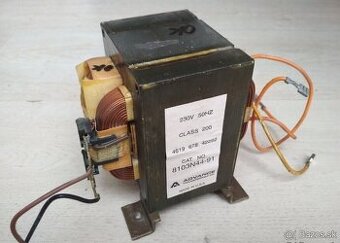 Transformator z mikrovlnky 900W