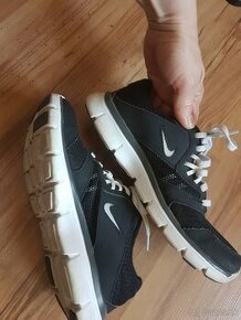 tenisky/topánky zn.Nike č.38