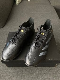 adidas Predator League TF