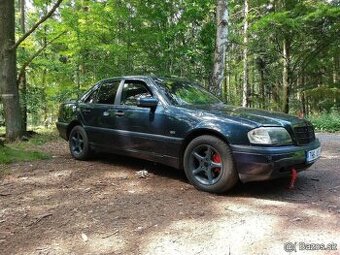 Mercedes benz sada starších ALU 15" + letní obutí