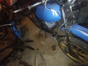 Yamaha rd80mx