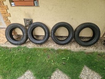 Predám Michelin agilis 205/65r16C