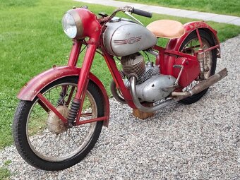 Jawa 250 perák 1948