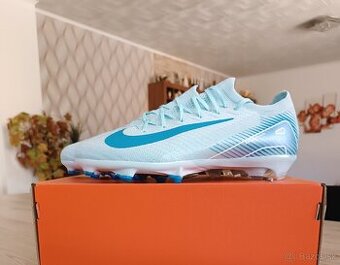 Pánske kopačky Nike PRO