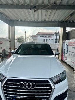 Q7