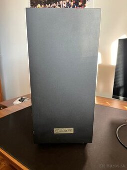 Predám komplet PC Hraciu súpravu