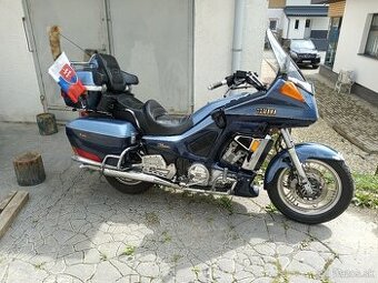 Yamaha xvz 1300 venture royale