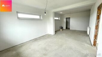 Priestranná novostavba 3 izb. byt s balkónom na predaj