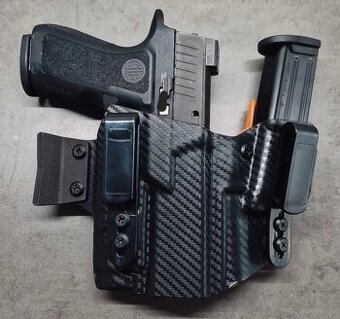 Sig Sauer® P320 XCompact / kalibru 9x19 /Púzdro/Svietidlo/