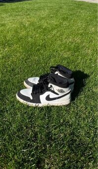 Air Jordan 1