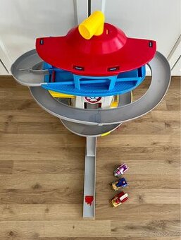 Centrála Paw Patrol a tri vozidlá