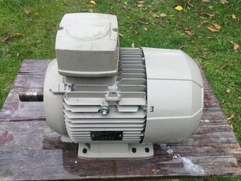 Predám motor 5.5kw