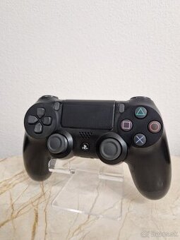PlayStation 4 Sony ovládač čierny