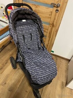 Športový kočík Petite&Mars MOVE