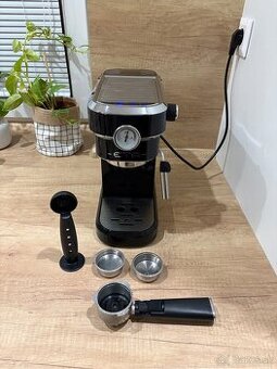 Eta Storio - čierny pákový kávovar