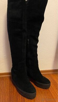 Vysoké semišové čižmy nad kolená, veľkosť 37