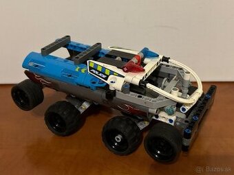 Lego Technic policajne vozidlo