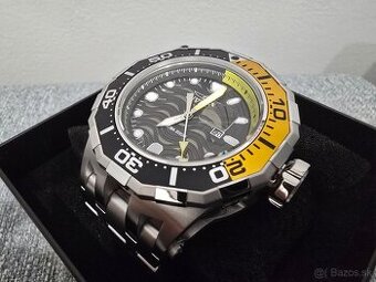 Invicta Master Of Ocean Black