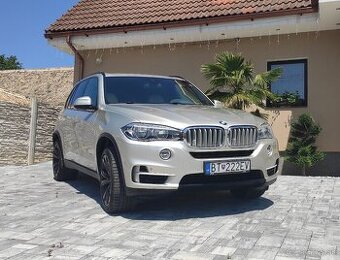 BMW X5 5.0i f15