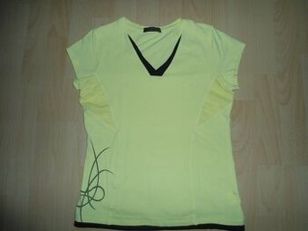 zlte sportove tricko