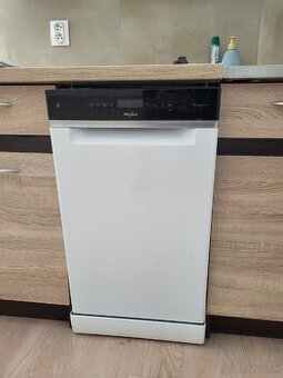 Umyvacka riadu 45 WHIRLPOOL