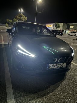 Hyundai i30 Fastback 1.5 MHEV benzín