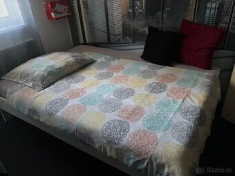 Posteľ IKEA+matrac ako NOVÝ