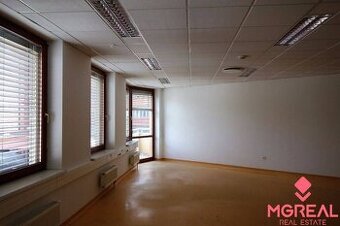 Administratívny celok 181m2, Nové Mesto, Kukuričná ul., park