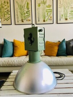 retro lampa ,industrialna lampa