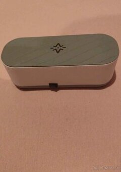 Ultrazvuková čisticka .