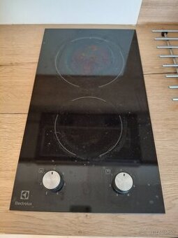 dvojplatnička Electrolux