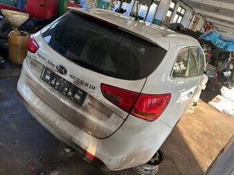 Rozpredám na diely Kia Ceed II SW 1.6 GDI G4FD