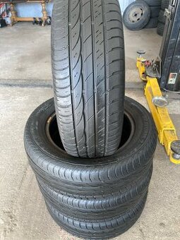 Letné pneu2ks  195/60R15 viem aj prezuť
