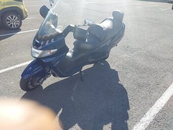Suzuki burgman 250