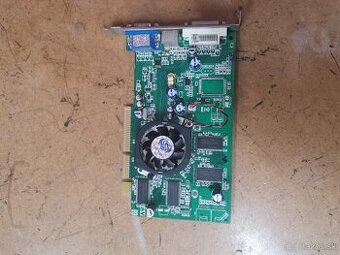 ATI Radeon 9600 Pro - 256MB