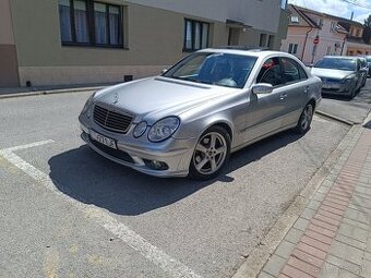 Mercedes E270cdi 130kw r.v.2003
