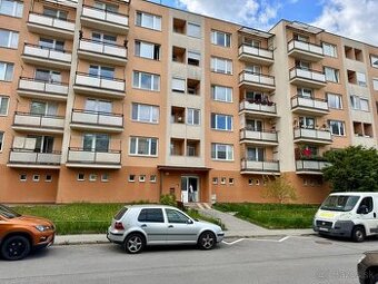 NA PREDAJ ŠTÝLOVÝ 3,5-IZBOVÝ BYT V HANDLOVEJ